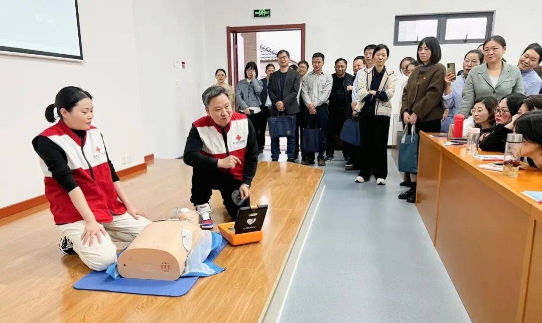 1.4万救护员+89台AED<strong></p>
<p>数字货币行情</strong>，随州市红十字会织密“黄金4分钟”生命网