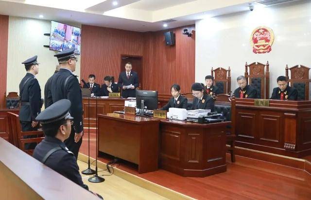 老人“睡梦中”离世，警方靠共享电动车揪出隔壁凶手